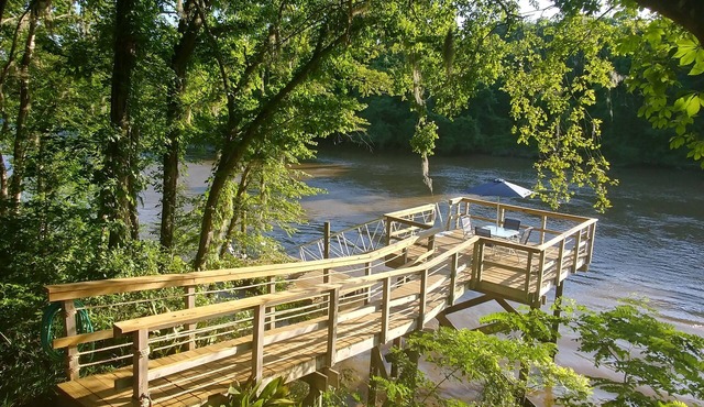 Tranquil Savannah River Cottage w/Views+Breakfast