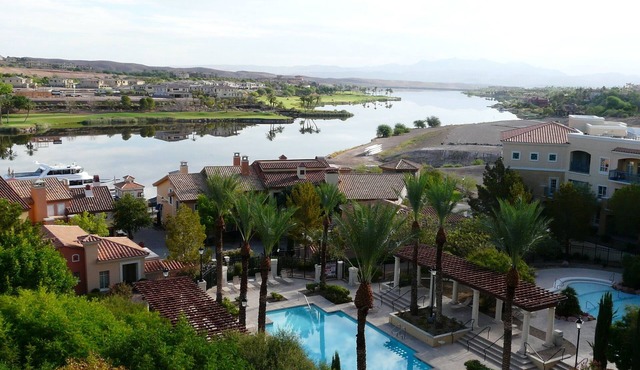 TRANQUIL SETTING IN 6TH FLOOR, 1 BEDROOM 1 BATH CONDO WITH BREATHTAKING VIEW