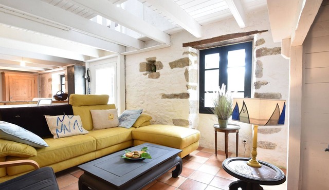 Tranquil Stay Near Audierne