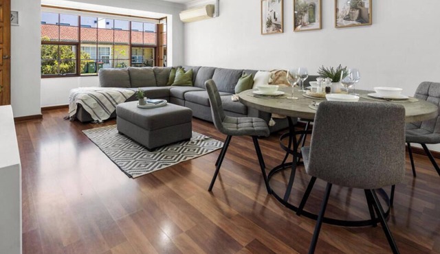 Tranquil Suite - 2BR, Parking, Wifi