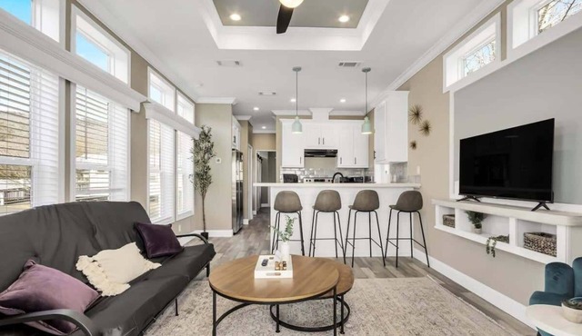 Tranquil Tiny Home near Hiking - Nesting Nook