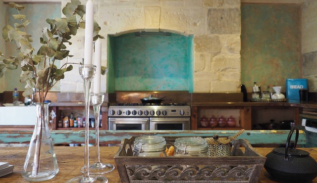 Tranquil townhouse central Bath