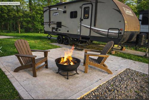 Tranquil Trailside Stay