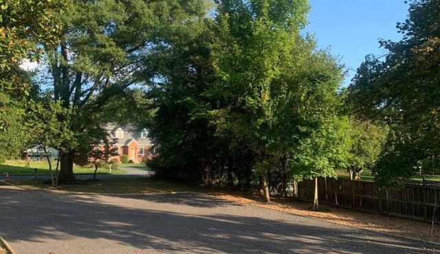 Tranquil Trio: 6 BR, 4 BA, 3 Units, Deer Haven