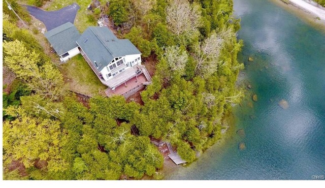 Tranquil Upstate NY Lake House