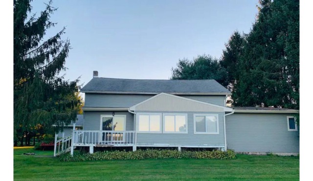 Tranquil Upstate NY Farmhouse with Gorgeous Views
