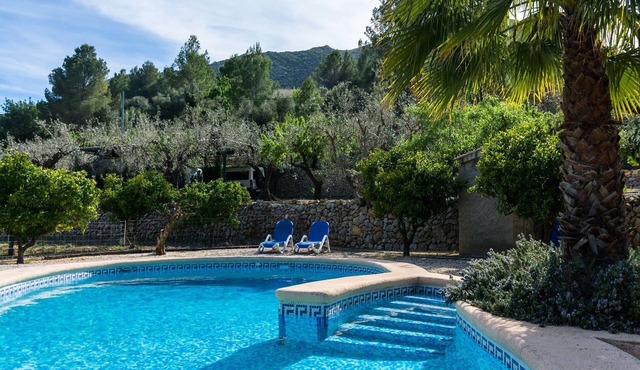 Tranquil Villa Stay, Murla