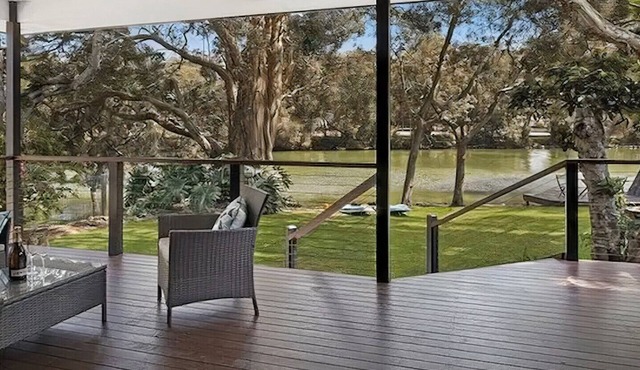 Tranquil waters - beach house oasis