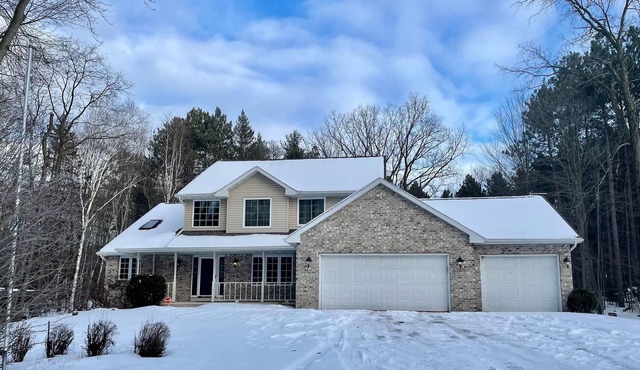 Tranquil Woods on Pine Lane