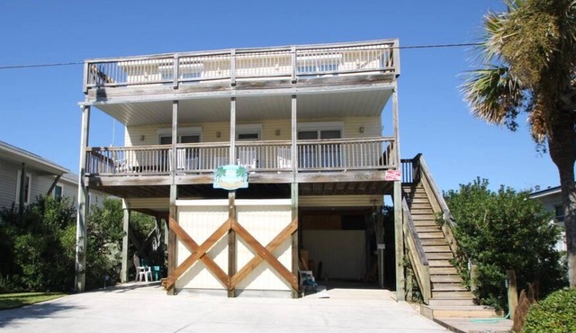 Tranquilaire - 5 BR/6 BA Sleeps 14 - Private Pool, Beach Access & Elevator!