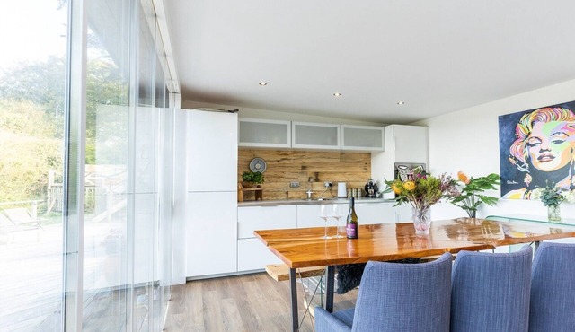 Tranquility for 2 on the banks of the River Teifi.