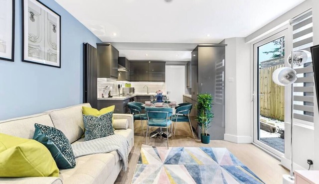 Tranquility in Bloom: Refreshing 2BR Apartment