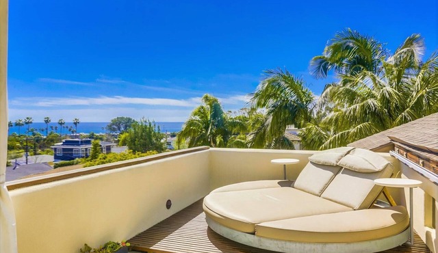 Tranquility La Jolla | 3BR Unique Design w/Rooftop