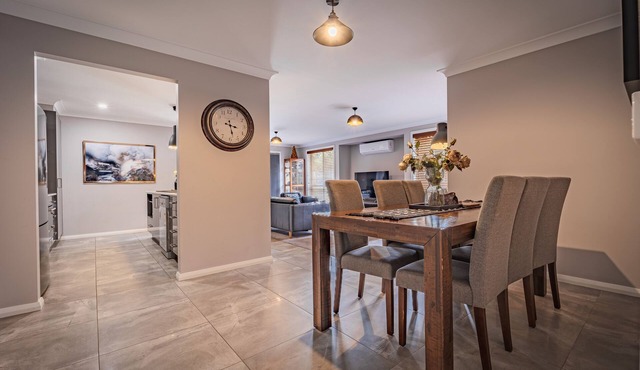 Tranquility Oberon - country town luxury