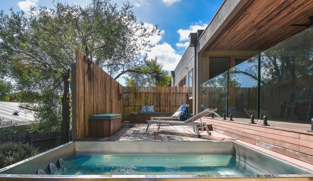 Tranquility Rye Short stroll to the Beach