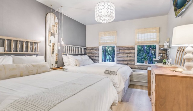 Tranquility Suite | Quiet Downtown Wimberley Cabin