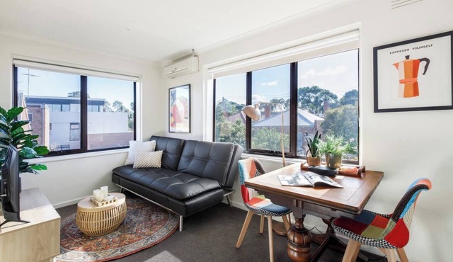 Travancore Nest Sunlit City Base near Parks and CBD