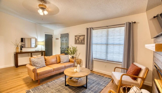 Travel for work - Stylish 3 BDR - Southern Georgia