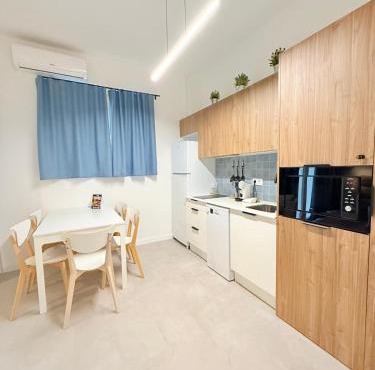 Travel Habitat Oceanografic Suites