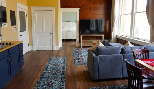 Travel in Comfort- The Hidden Gem of Downtown PTX