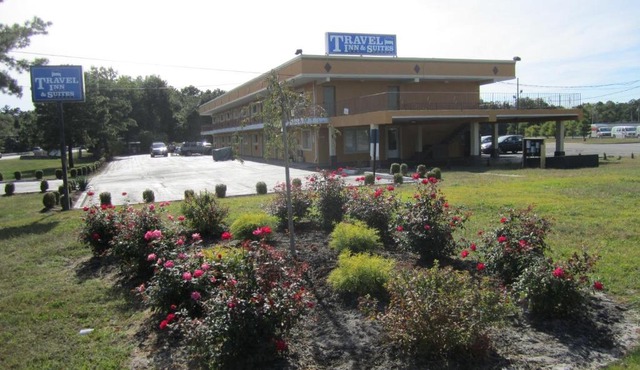 Travel Inn and Suites