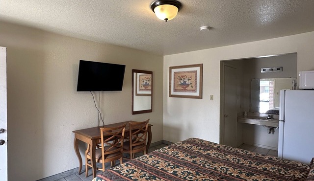 Travel Inn By OYO La Marque Texas City I-45