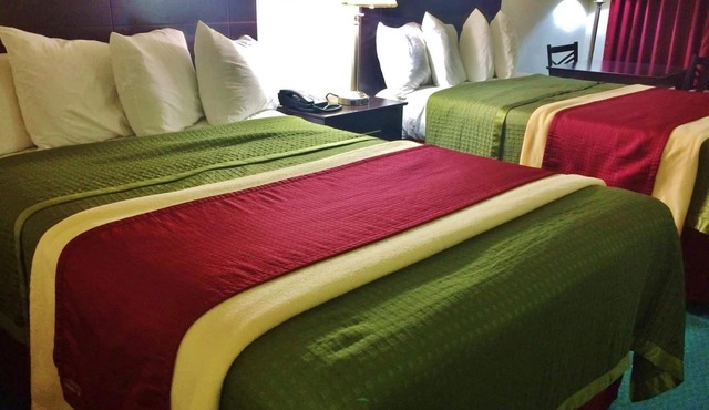 Travel Inn & Suites