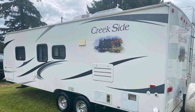 Travel Trailer in Downtown - shopping/dining within walking distance