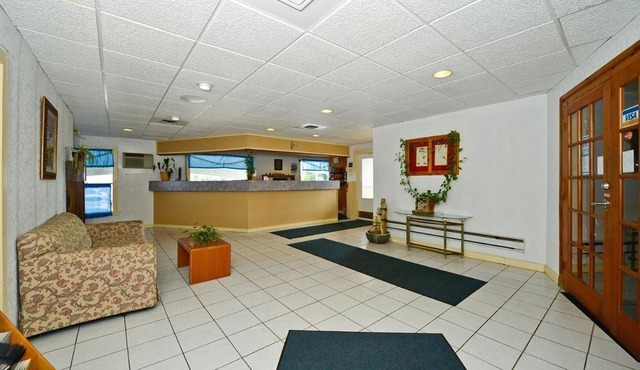 Travelers Inn