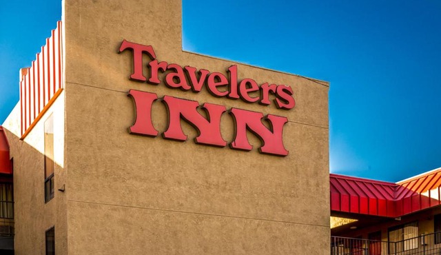 Travelers Inn - Phoenix