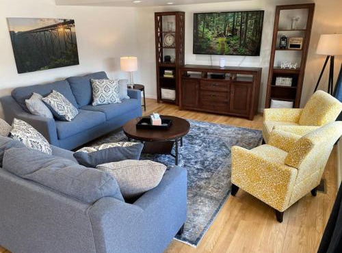 Traveler’s Rest » Completely-renovated retreat