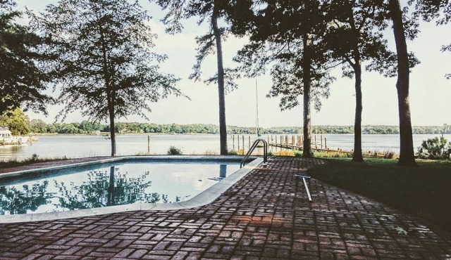 Travelers Rest! Dock, Pool Eastern Shore Private Retreat St. Michaels / Easton