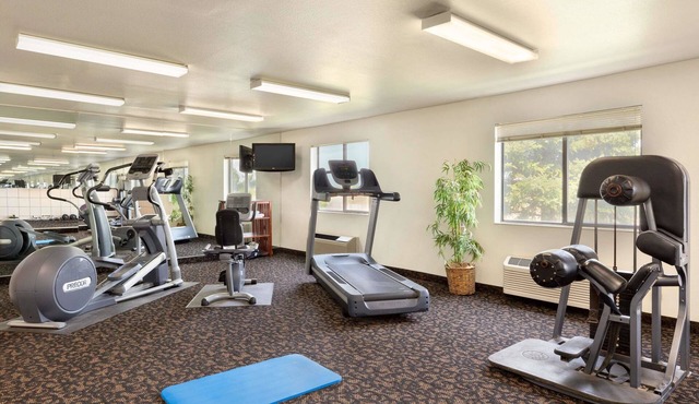 Travelodge by Wyndham Sharon Springs