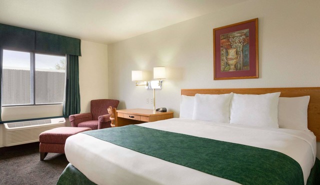 Travelodge by Wyndham Alpine