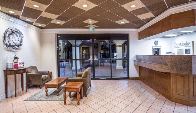 Travelodge by Wyndham Deltona