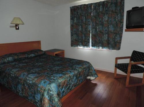 Travelodge by Wyndham Grand Falls