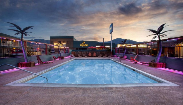 Travelodge by Wyndham Hawthorne