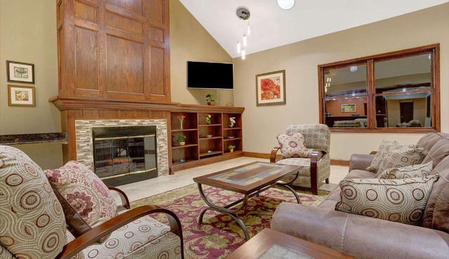 Travelodge by Wyndham Iowa City