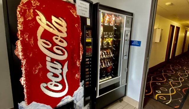 Travelodge by Wyndham La Porte/Michigan City Area