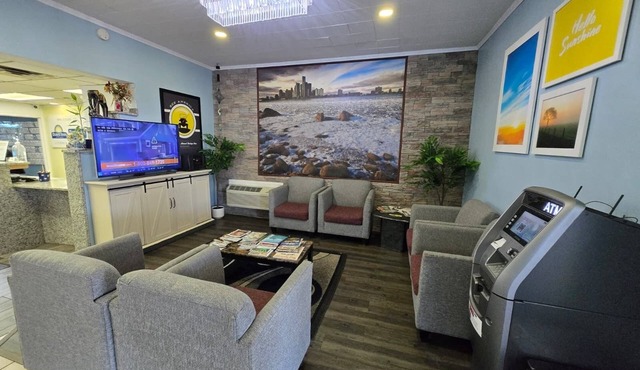 Travelodge by Wyndham Livonia/Canton/Novi Detroit Area