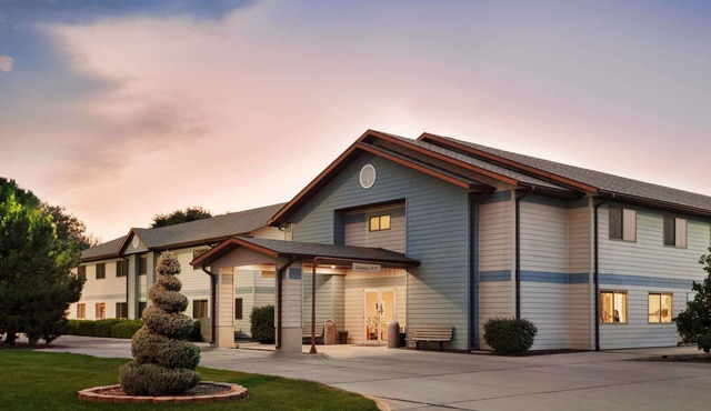 Travelodge by Wyndham Morrill