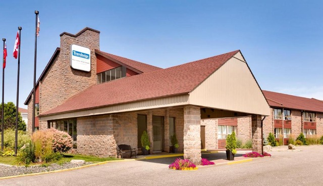Travelodge by Wyndham North Bay Lakeshore