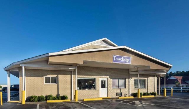 Travelodge by Wyndham Orangeburg