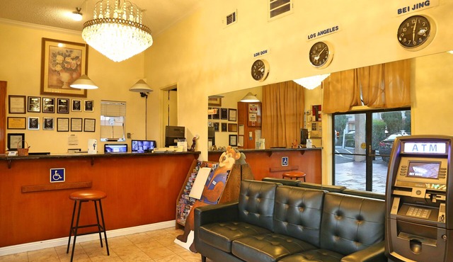 Travelodge by Wyndham Pasadena Central