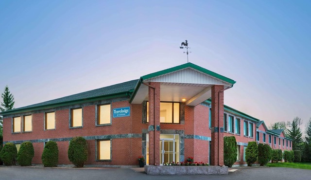 Travelodge by Wyndham Rigaud
