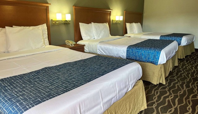 Travelodge by Wyndham Terre Haute