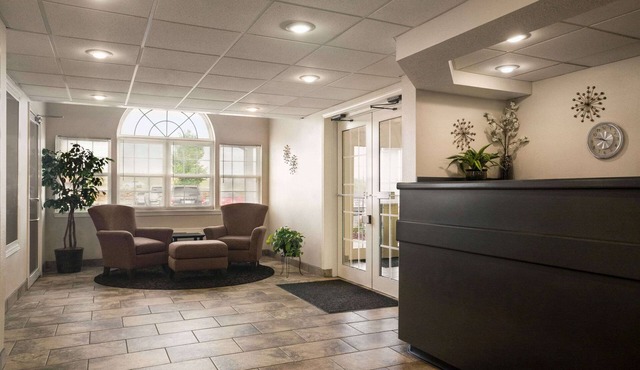 Travelodge by Wyndham Fort Scott