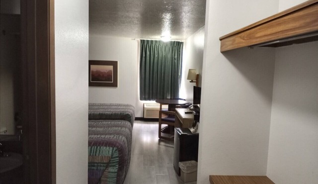 Travelodge by Wyndham Green River UT