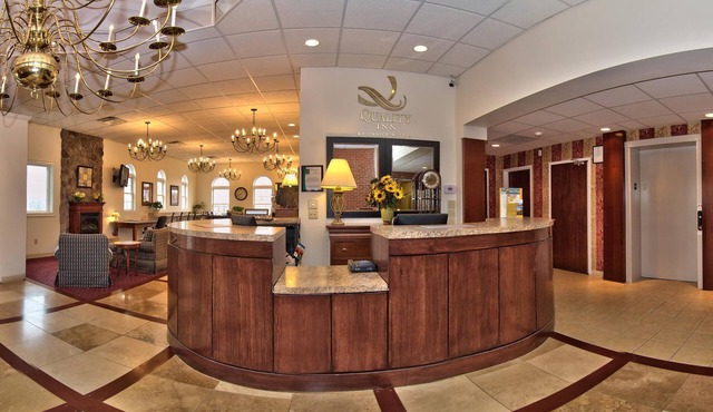 Travelodge by Wyndham Watertown