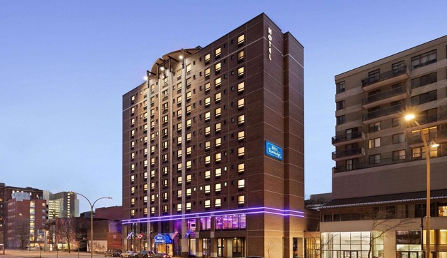 Travelodge Hotel by Wyndham Montreal Centre